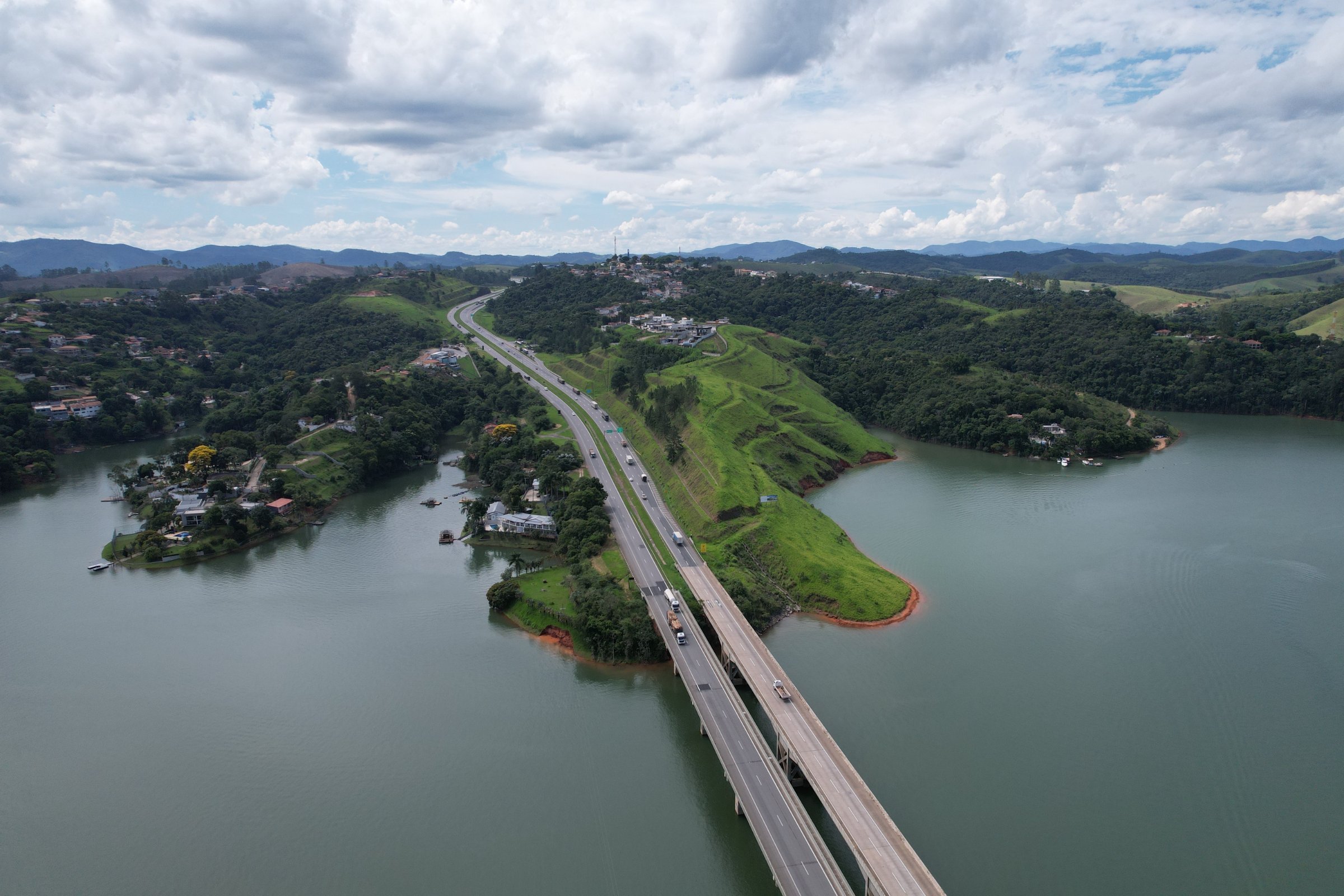 Represa de Igaratá vista do alto